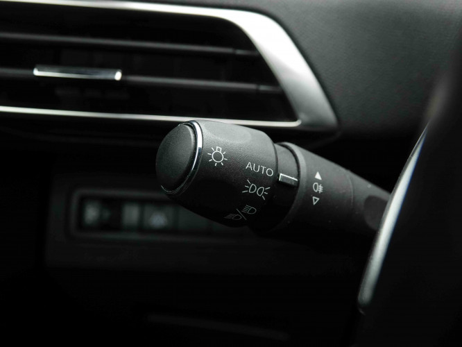 PEUGEOT_PEUGEOT_3008_2653112_16.jpg