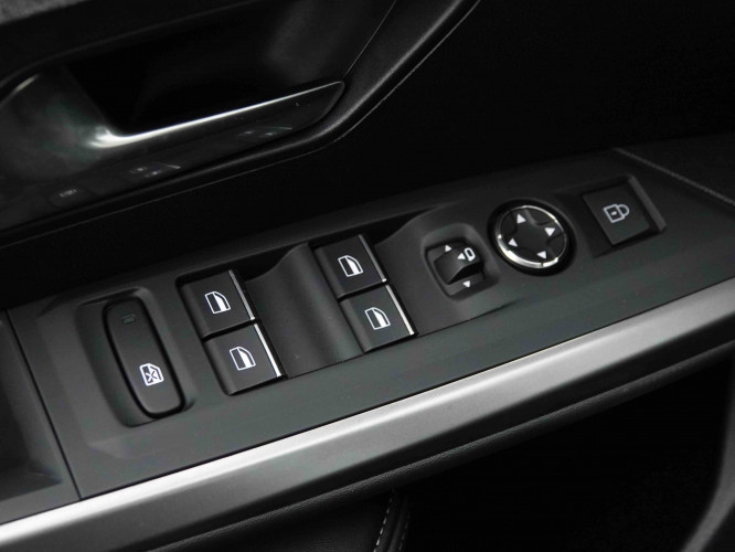 PEUGEOT_PEUGEOT_3008_2653569_21.jpg