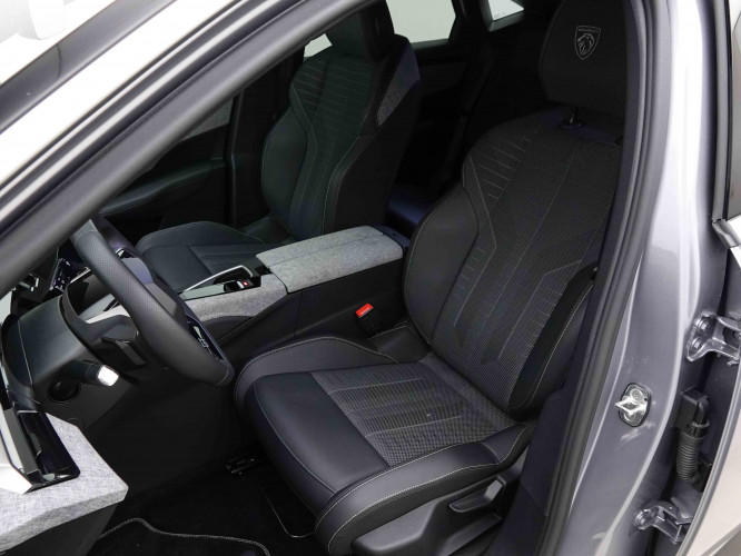 PEUGEOT_PEUGEOT_3008_2653569_7.jpg