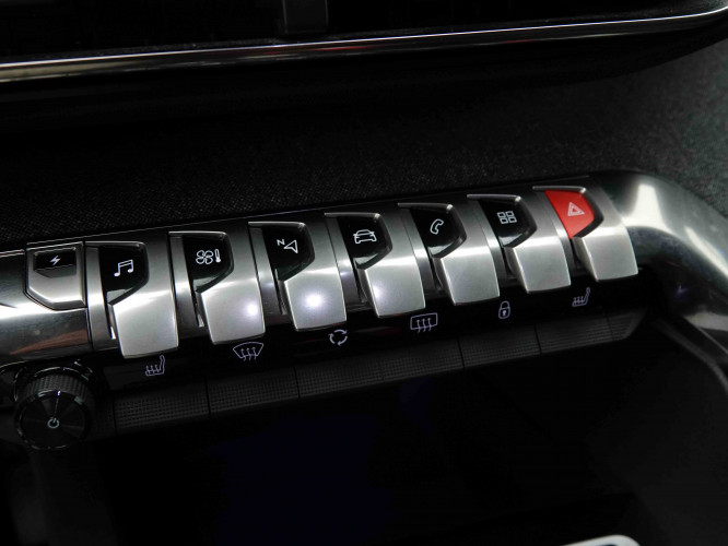 PEUGEOT_PEUGEOT_3008_2653684_13.jpg