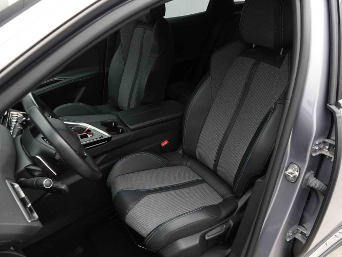 PEUGEOT_PEUGEOT_3008_2653684_6.jpg