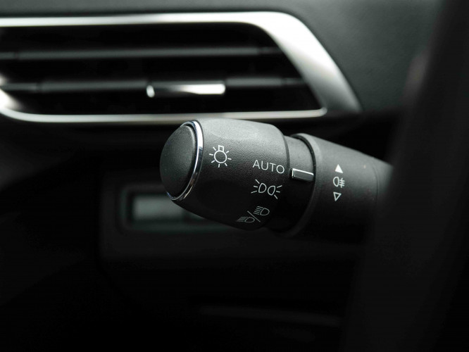 PEUGEOT_PEUGEOT_3008_2654004_17.jpg