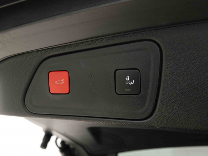 PEUGEOT_PEUGEOT_3008_2654004_6.jpg