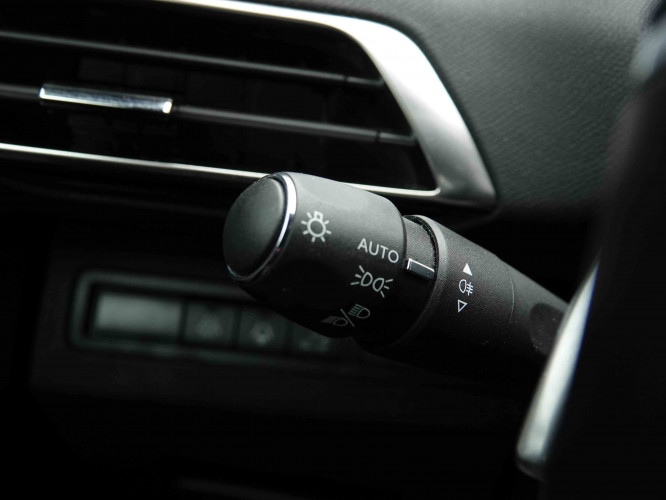 PEUGEOT_PEUGEOT_3008_2654448_16.jpg