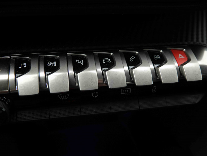 PEUGEOT_PEUGEOT_3008_2654532_14.jpg