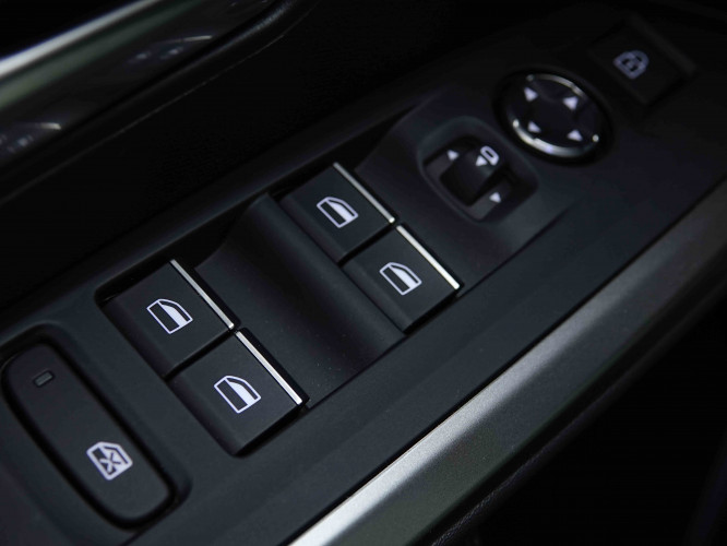 PEUGEOT_PEUGEOT_3008_2655463_20.jpg
