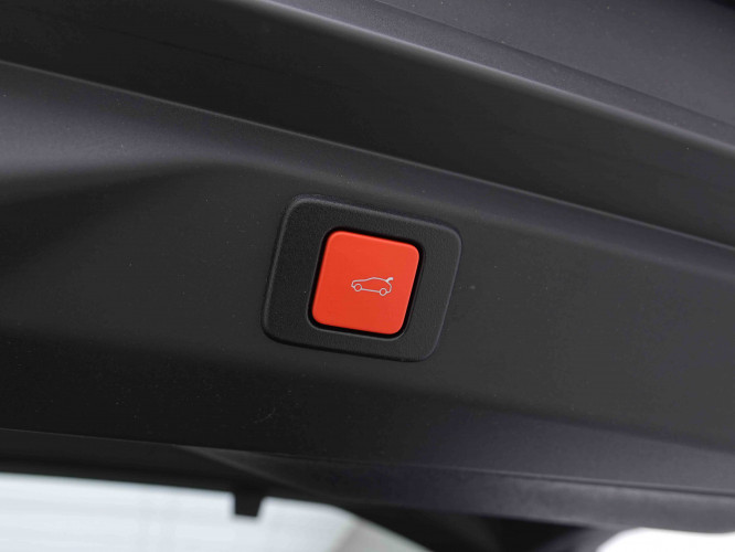 PEUGEOT_PEUGEOT_3008_2655466_6.jpg