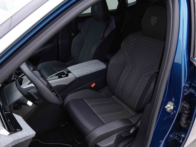 PEUGEOT_PEUGEOT_3008_2655466_7.jpg