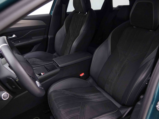 PEUGEOT_PEUGEOT_308_2547204_7.jpg