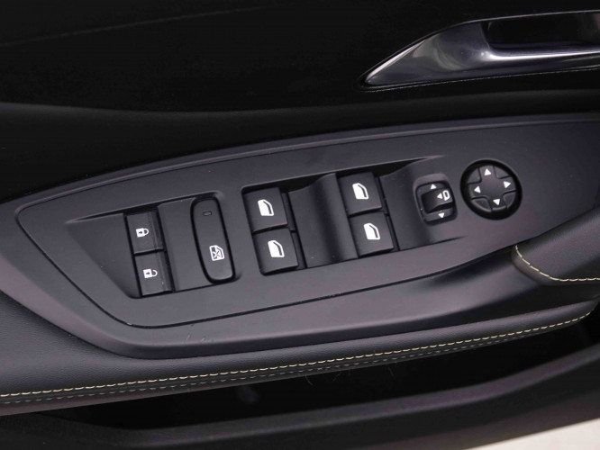 PEUGEOT_PEUGEOT_308_2547299_20.jpg