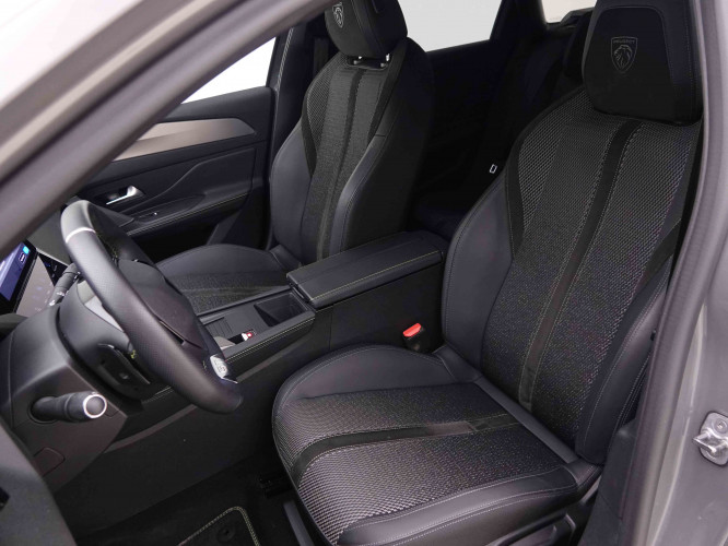 PEUGEOT_PEUGEOT_308_2547826_6.jpg