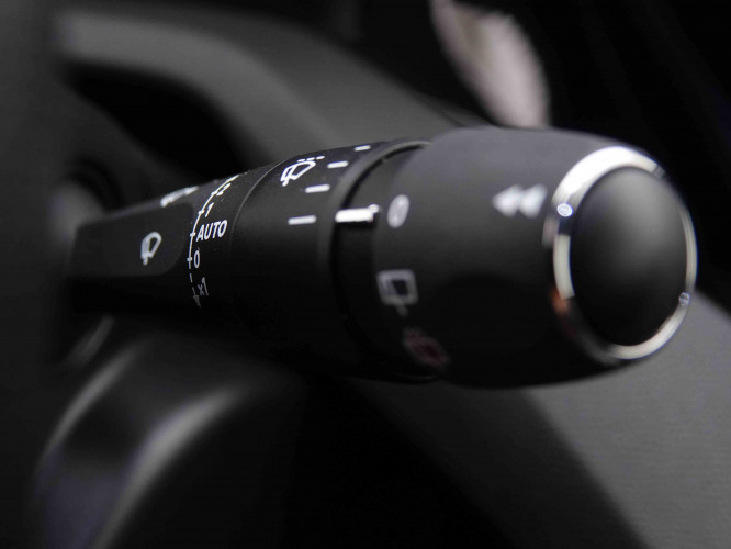 PEUGEOT_PEUGEOT_308_2547832_16.jpg