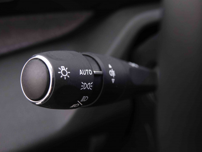 PEUGEOT_PEUGEOT_308_2548263_17.jpg