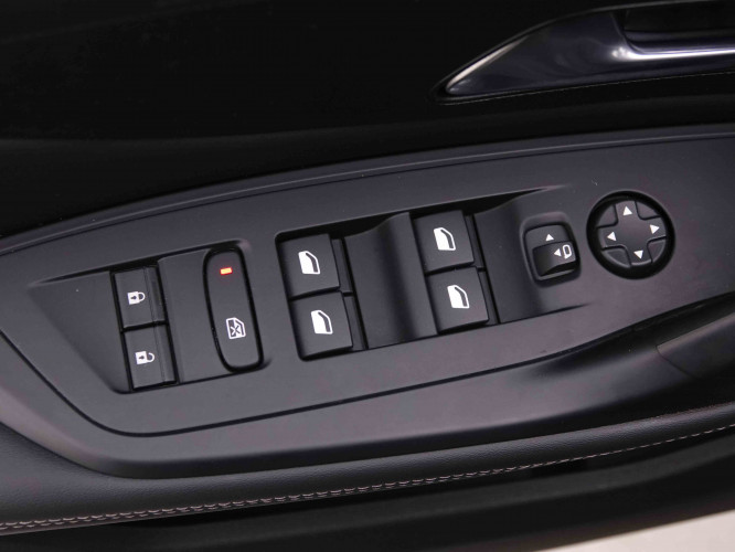 PEUGEOT_PEUGEOT_308_2548263_21.jpg