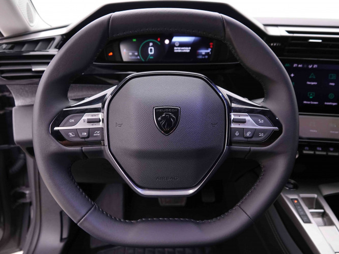 PEUGEOT_PEUGEOT_308_2548265_8.jpg