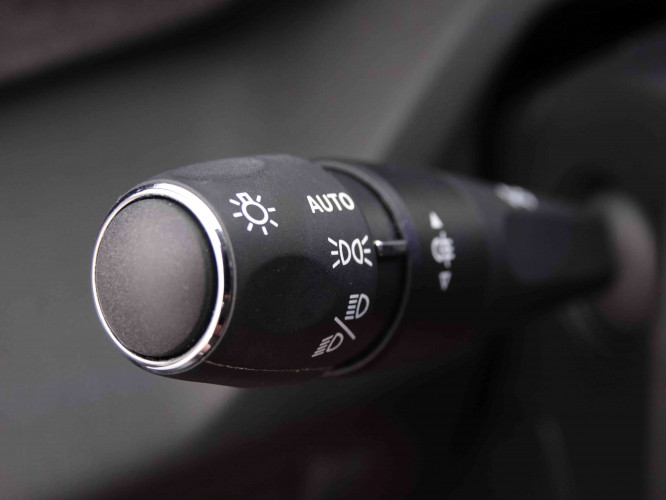 PEUGEOT_PEUGEOT_308_2548266_16.jpg