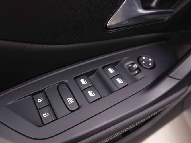 PEUGEOT_PEUGEOT_308_2548266_20.jpg