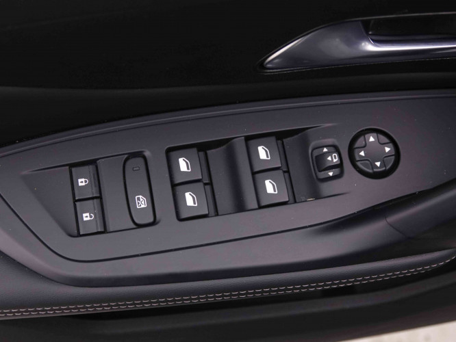 PEUGEOT_PEUGEOT_308_2548267_18.jpg