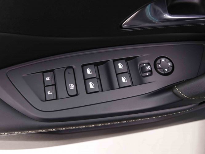 PEUGEOT_PEUGEOT_308_2548370_19.jpg