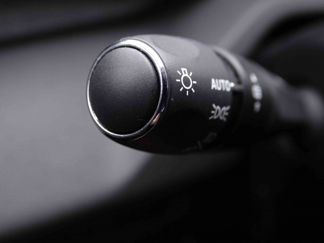 PEUGEOT_PEUGEOT_308_2548895_16.jpg