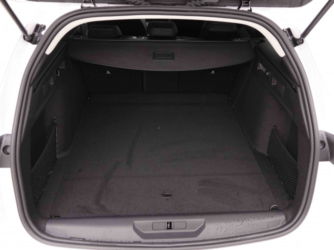 PEUGEOT_PEUGEOT_308_2549657_5.jpg