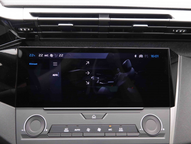 PEUGEOT_PEUGEOT_308_2549658_11.jpg