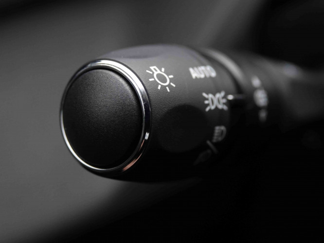 PEUGEOT_PEUGEOT_308_2549659_16.jpg