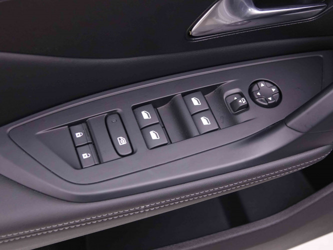 PEUGEOT_PEUGEOT_308_2550275_18.jpg