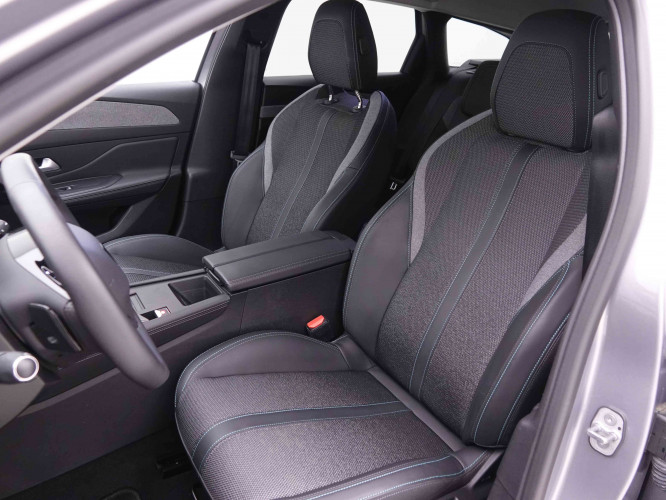 PEUGEOT_PEUGEOT_308_2550275_6.jpg