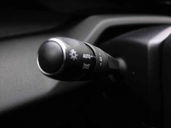 PEUGEOT_PEUGEOT_308_2550397_16.jpg PEUGEOT_PEUGEOT_308_2550397_16.jpg