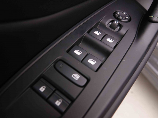 PEUGEOT_PEUGEOT_308_2550557_21.jpg