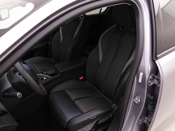 PEUGEOT_PEUGEOT_308_2550925_6.jpg