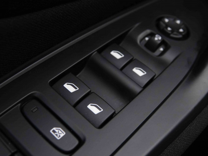 PEUGEOT_PEUGEOT_308_2551332_19.jpg PEUGEOT_PEUGEOT_308_2551332_19.jpg