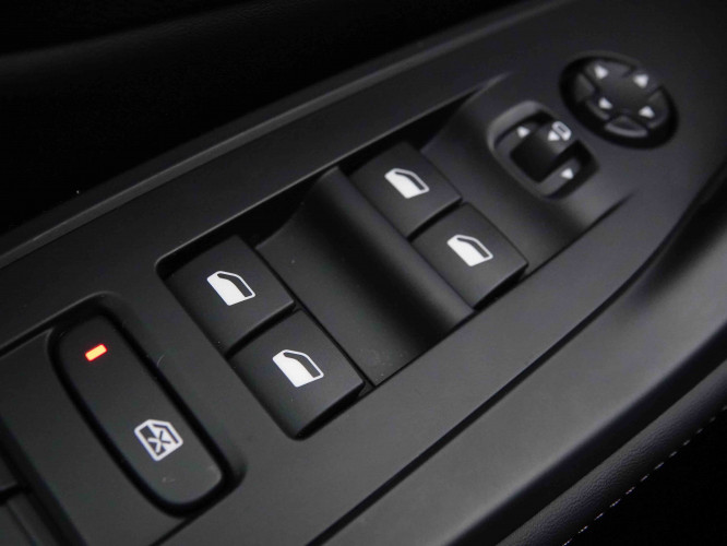 PEUGEOT_PEUGEOT_308_2652095_20.jpg
