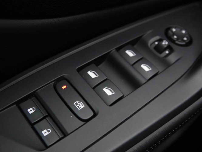PEUGEOT_PEUGEOT_308_2652102_19.jpg