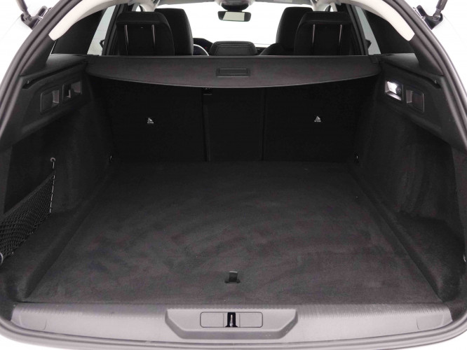 PEUGEOT_PEUGEOT_308_2652257_5.jpg