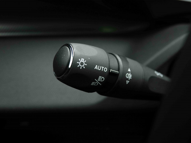 PEUGEOT_PEUGEOT_308_2653504_16.jpg PEUGEOT_PEUGEOT_308_2653504_16.jpg