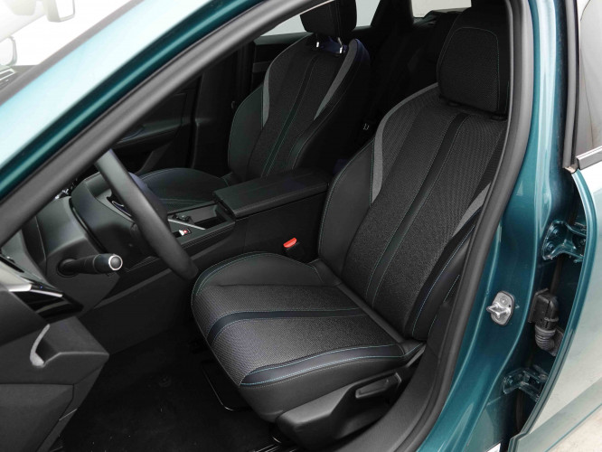 PEUGEOT_PEUGEOT_308_2653608_6.jpg