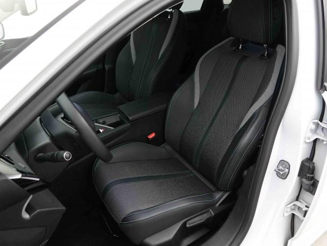 PEUGEOT_PEUGEOT_308_2653610_6.jpg