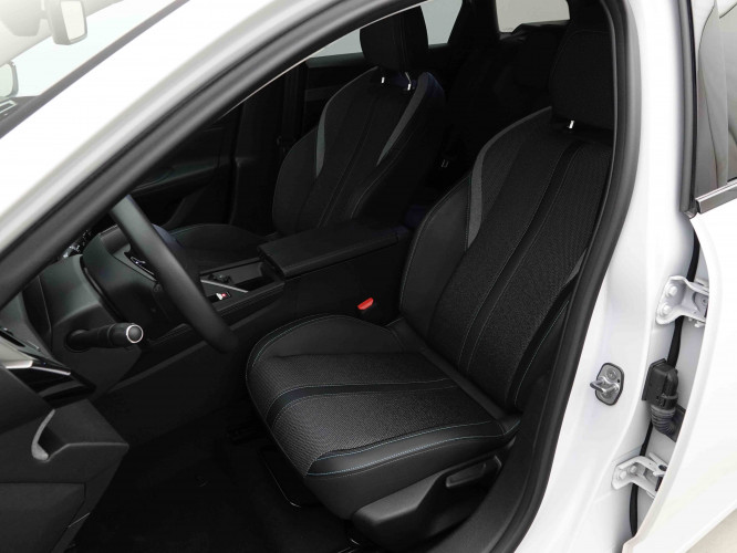 PEUGEOT_PEUGEOT_308_2653611_6.jpg