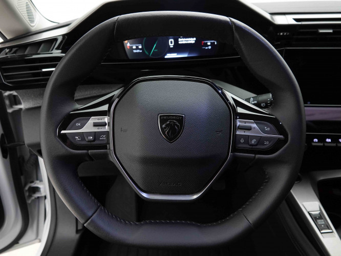PEUGEOT_PEUGEOT_308_2653612_8.jpg