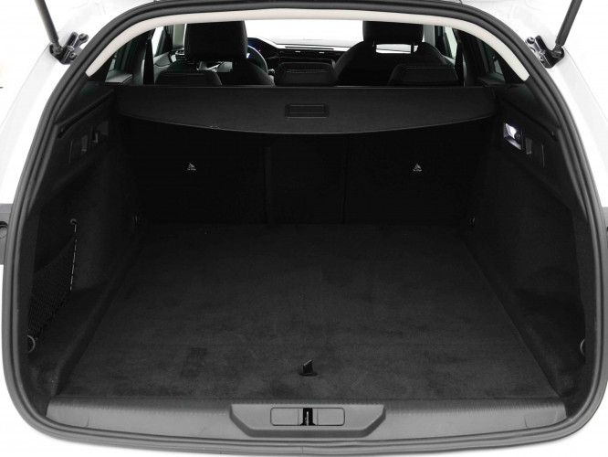 PEUGEOT_PEUGEOT_308_2653644_5.jpg