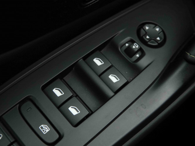 PEUGEOT_PEUGEOT_308_2653814_20.jpg