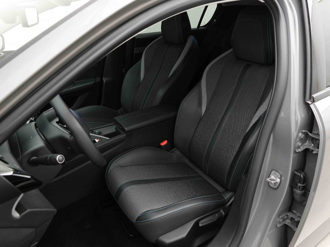 PEUGEOT_PEUGEOT_308_2653869_6.jpg