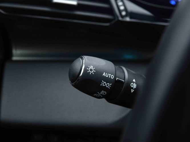PEUGEOT_PEUGEOT_308_2655092_16.jpg
