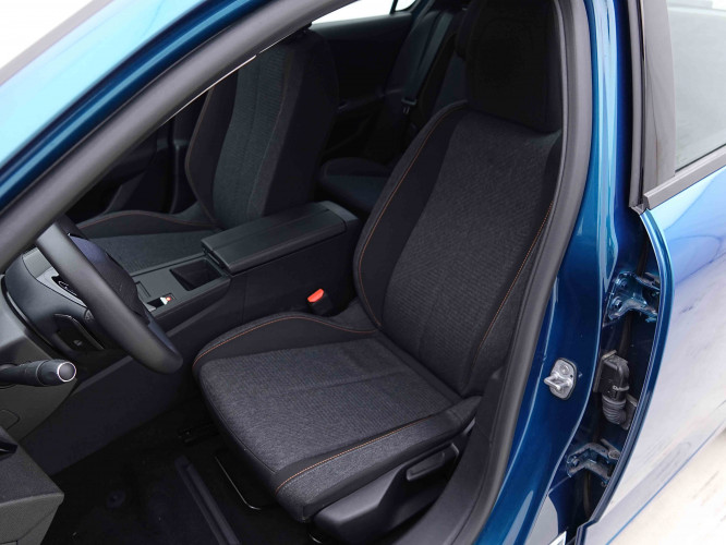 PEUGEOT_PEUGEOT_308_2655094_6.jpg