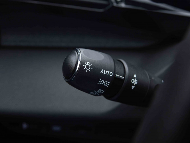 PEUGEOT_PEUGEOT_308_2655612_15.jpg