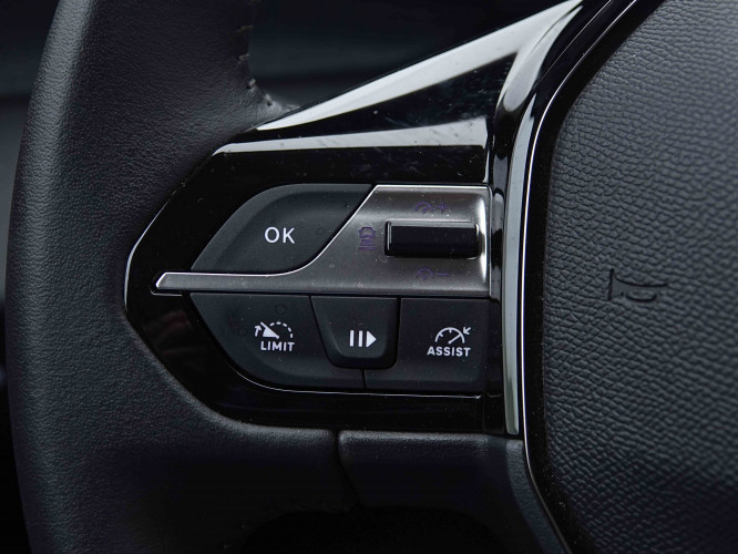 PEUGEOT_PEUGEOT_308_2655612_17.jpg