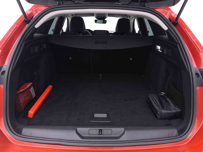 PEUGEOT_PEUGEOT_308_2655613_5.jpg