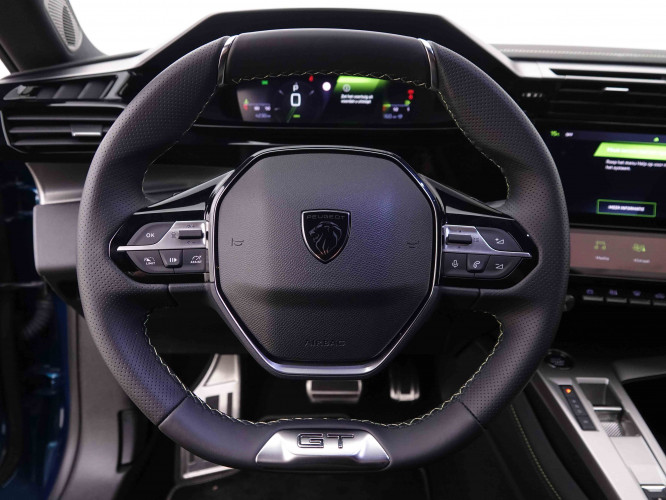 PEUGEOT_PEUGEOT_408_2547019_9.jpg